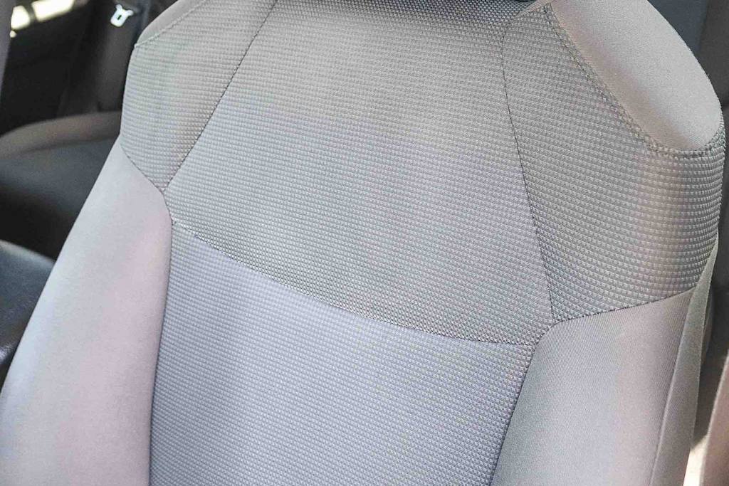 Thumbnail: 2021 Toyota RAV4 - 25