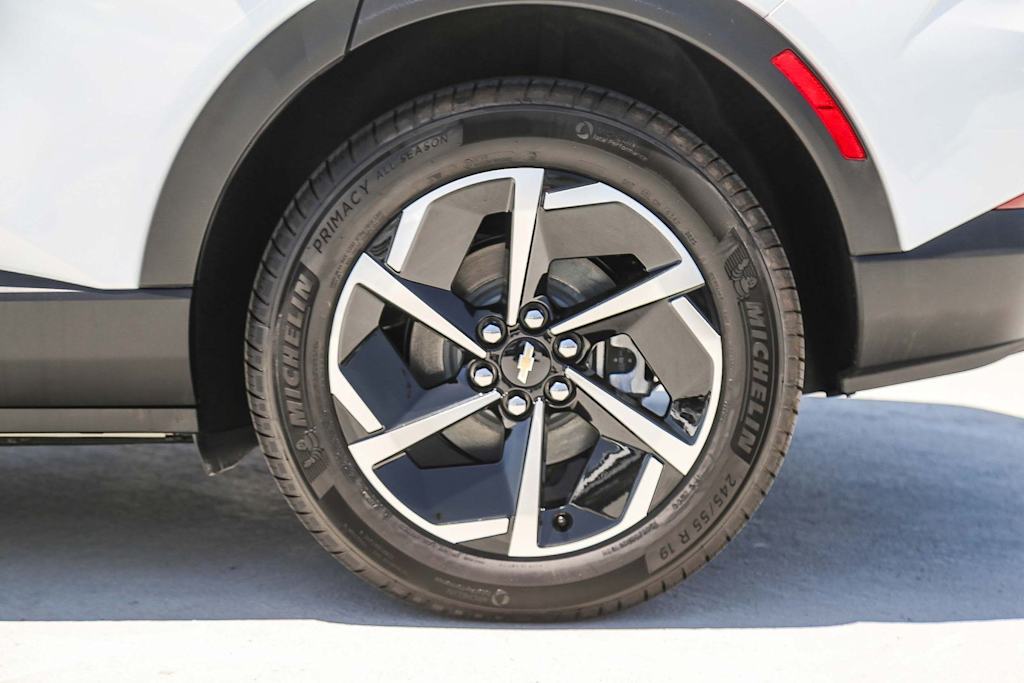 Thumbnail: 2026 Chevrolet Equinox - 6