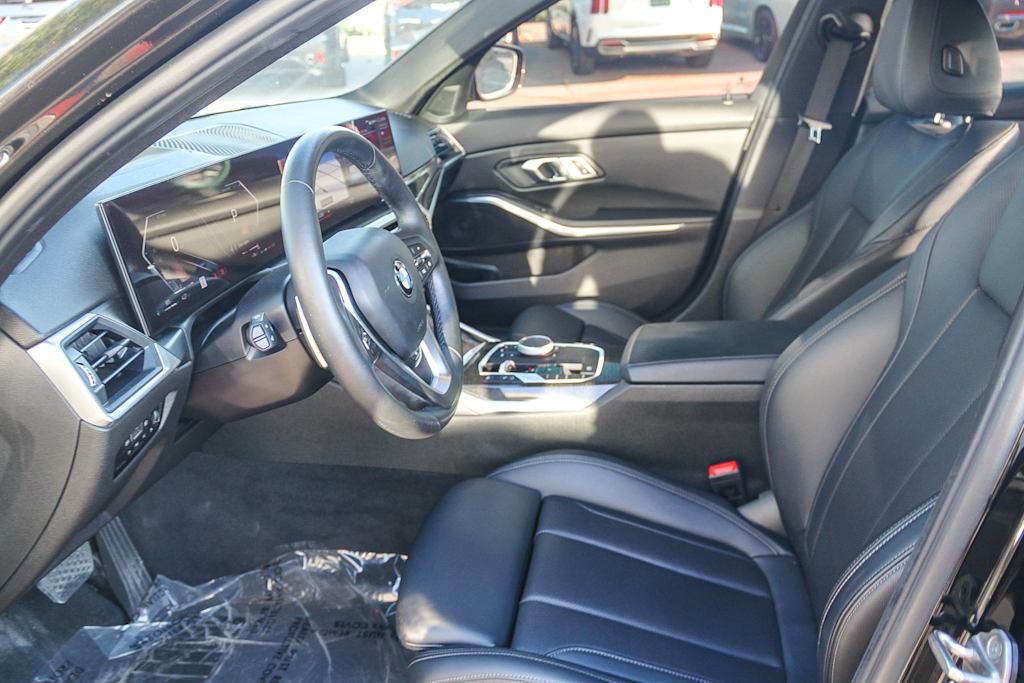 Thumbnail: 2023 BMW 3 Series - 10