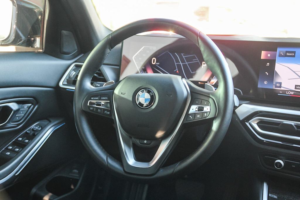 Thumbnail: 2023 BMW 3 Series - 9