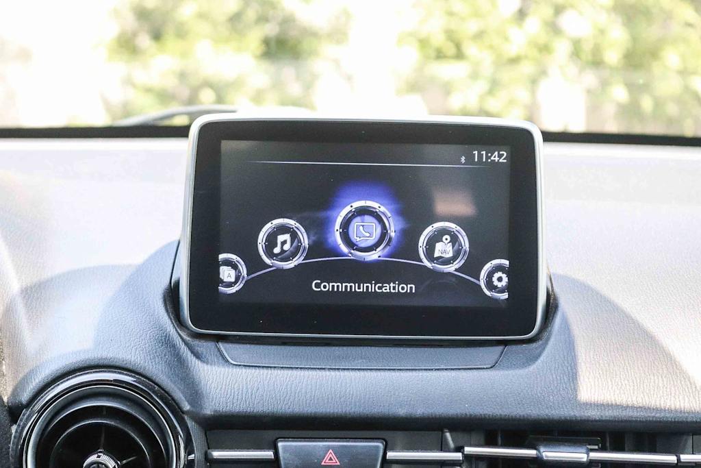 Thumbnail: 2017 Toyota Yaris iA - 21