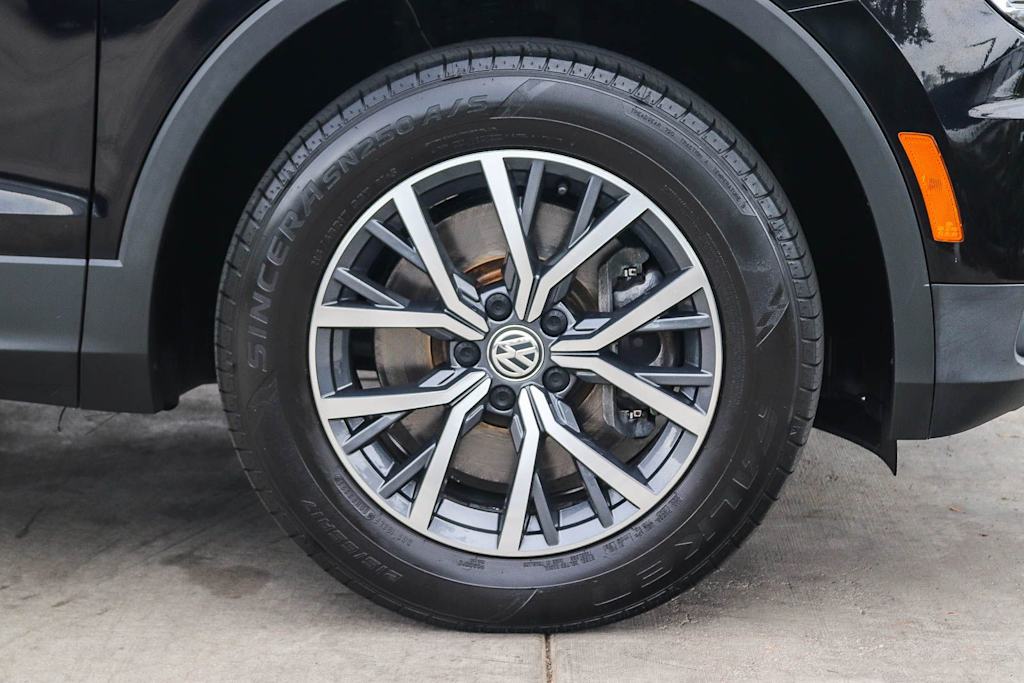 Thumbnail: 2020 Volkswagen Tiguan - 18