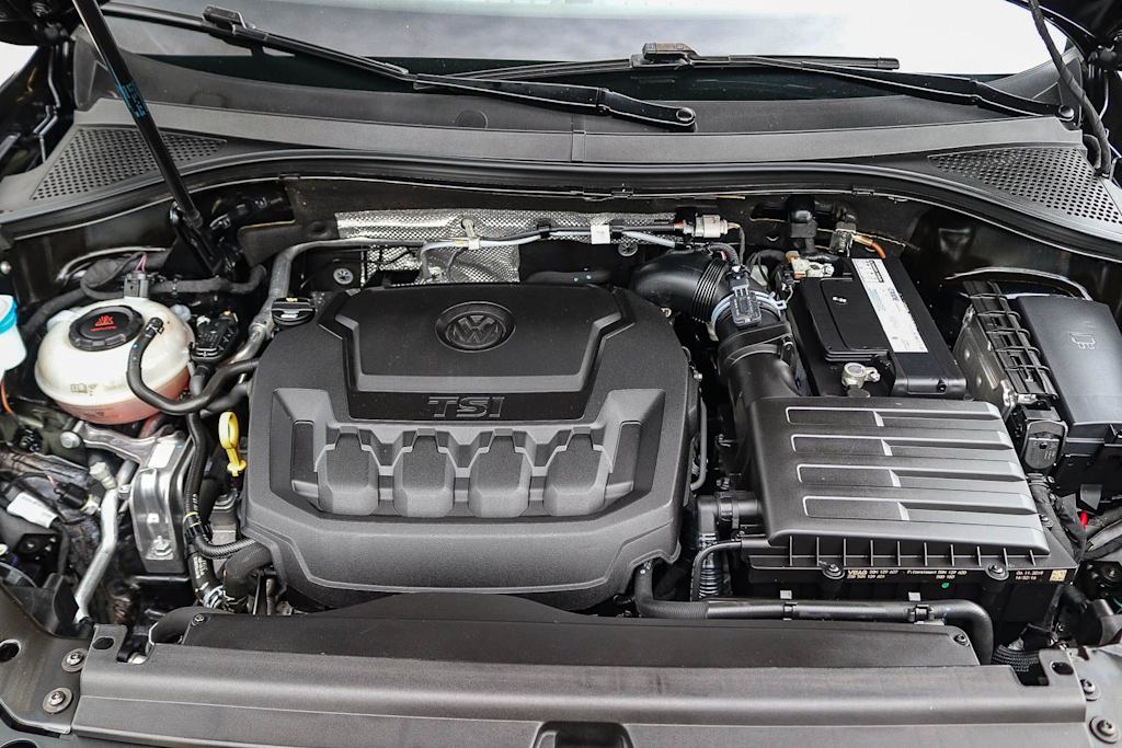 Thumbnail: 2020 Volkswagen Tiguan - 8