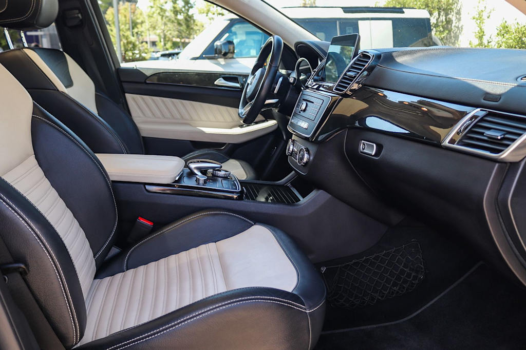 Thumbnail: 2019 Mercedes-Benz GLE - 10