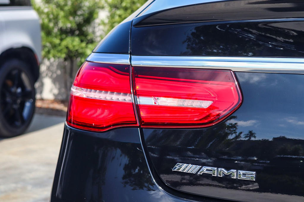 Thumbnail: 2019 Mercedes-Benz GLE - 19