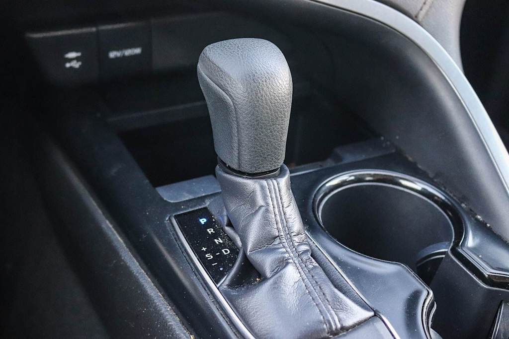 Thumbnail: 2019 Toyota Camry - 22