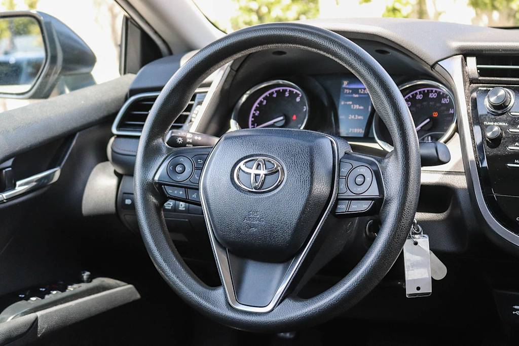 Thumbnail: 2019 Toyota Camry - 9