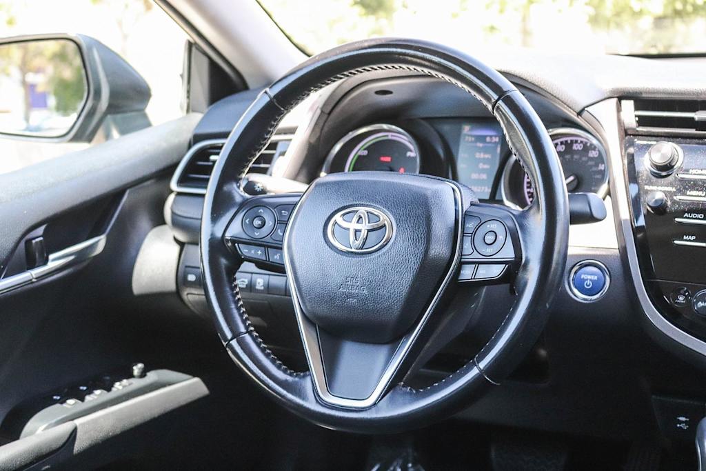 Thumbnail: 2019 Toyota Camry - 9
