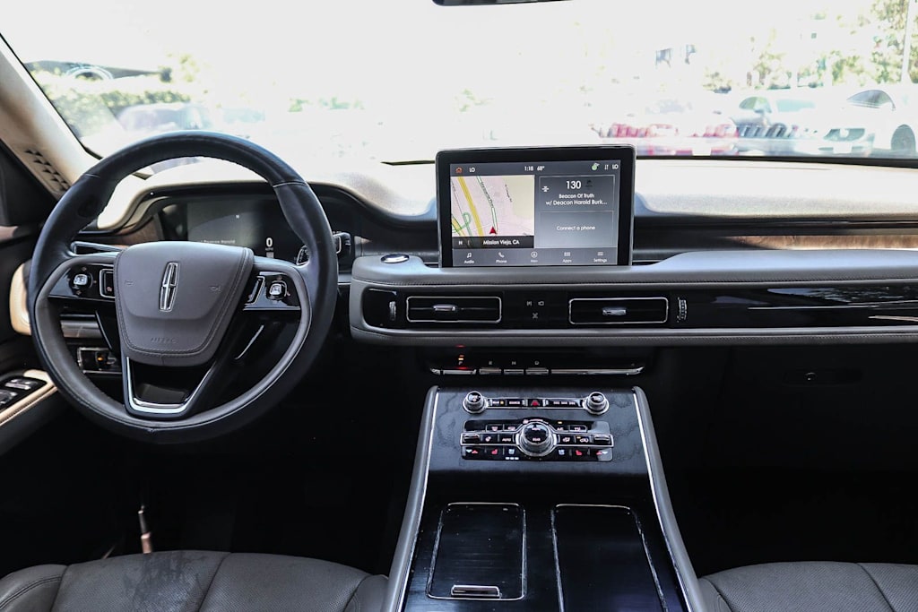 Thumbnail: 2021 Lincoln Aviator - 2