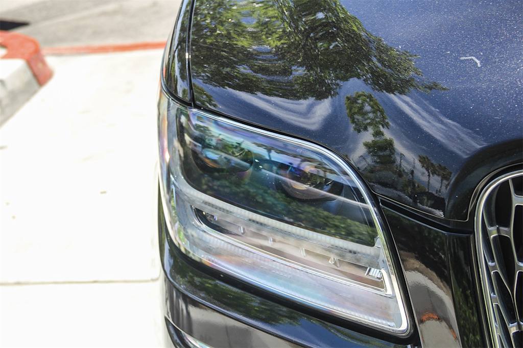 Thumbnail: 2021 Lincoln Navigator - 20