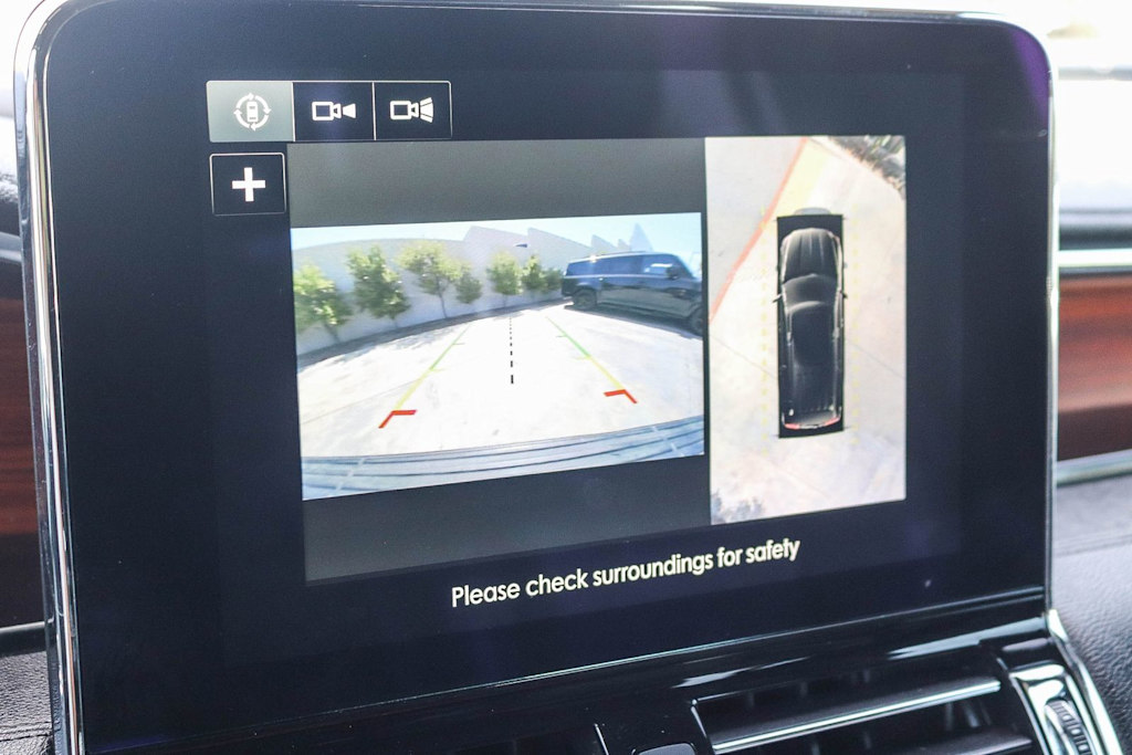 Thumbnail: 2019 Lincoln Navigator L - 29