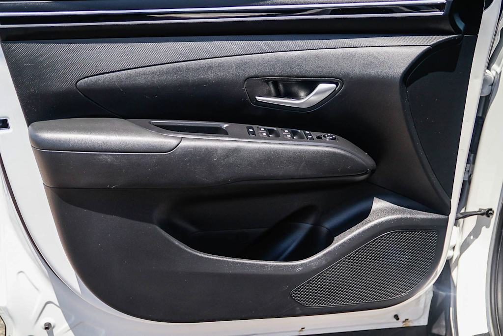 Thumbnail: 2023 Hyundai Tucson - 22