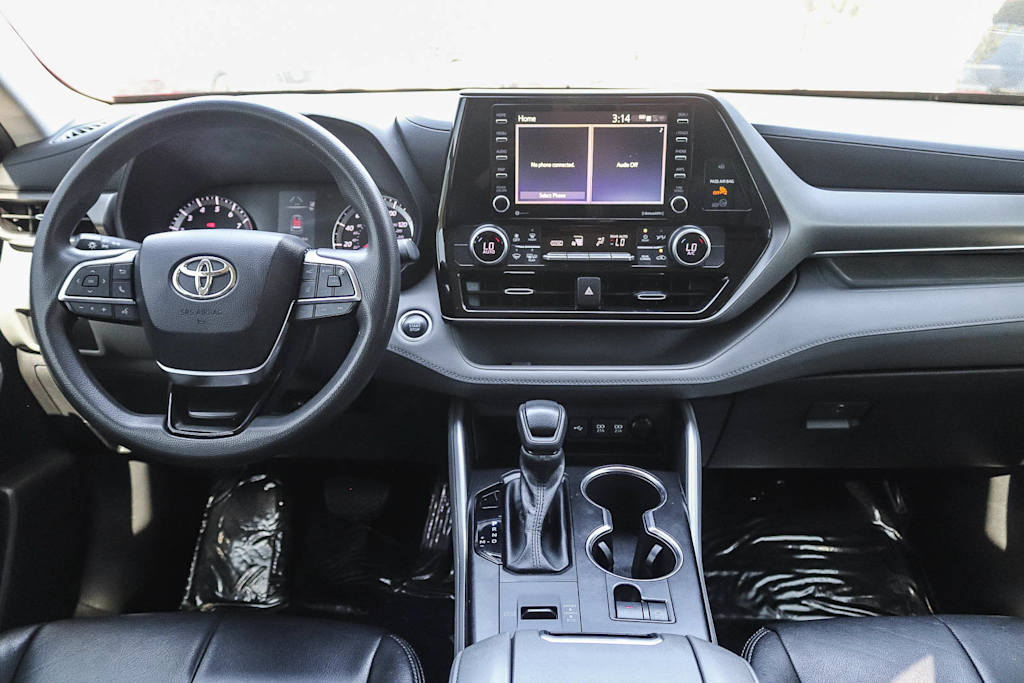 Thumbnail: 2021 Toyota Highlander - 2