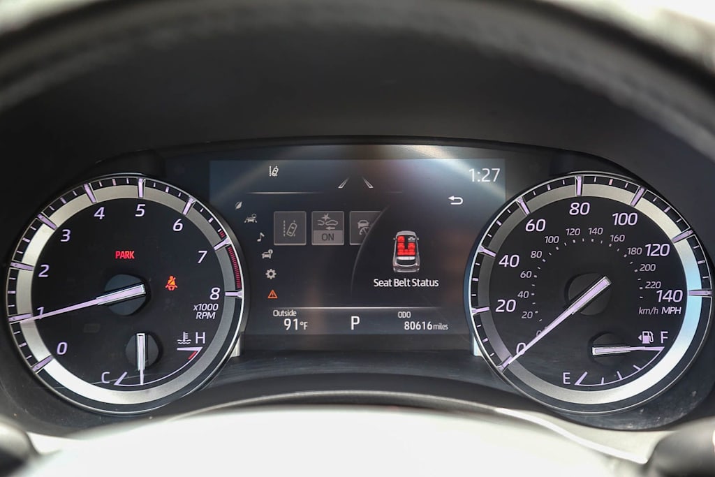 Thumbnail: 2022 Toyota Highlander - 14