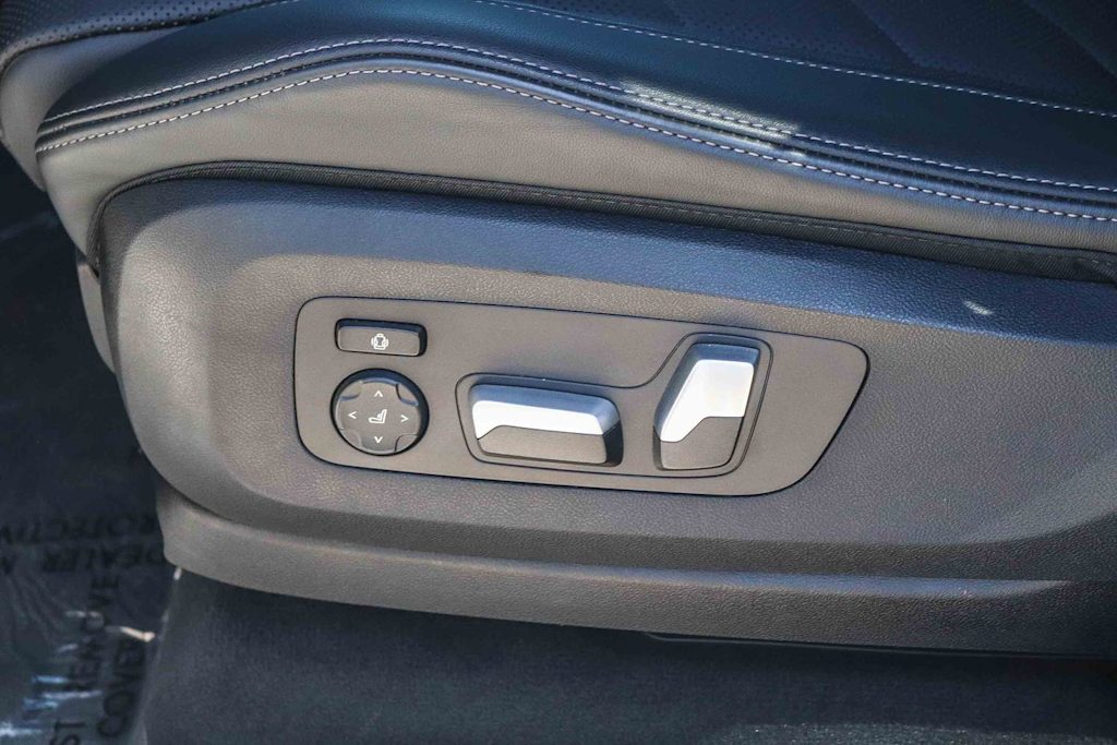 Thumbnail: 2026 BMW X5 - 26