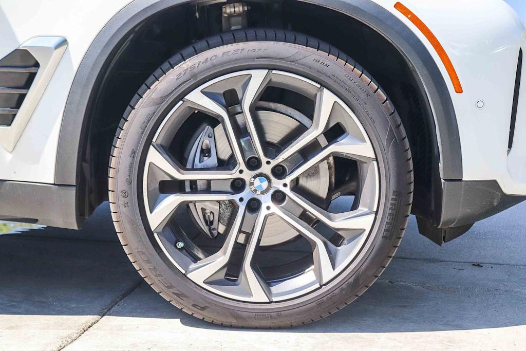 Thumbnail: 2026 BMW X5 - 20