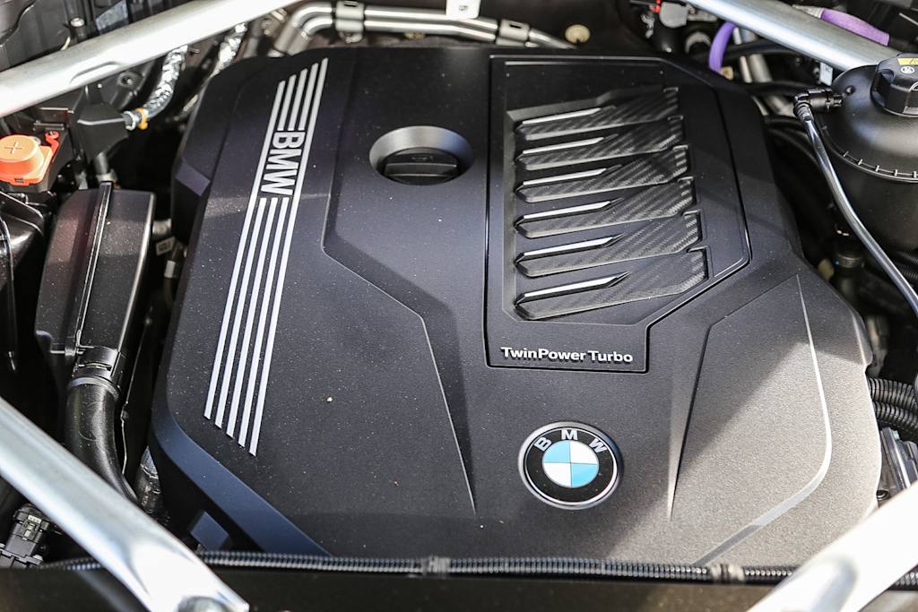 Thumbnail: 2022 BMW X5 - 8