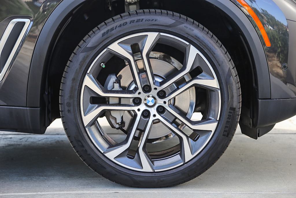 Thumbnail: 2022 BMW X5 - 7