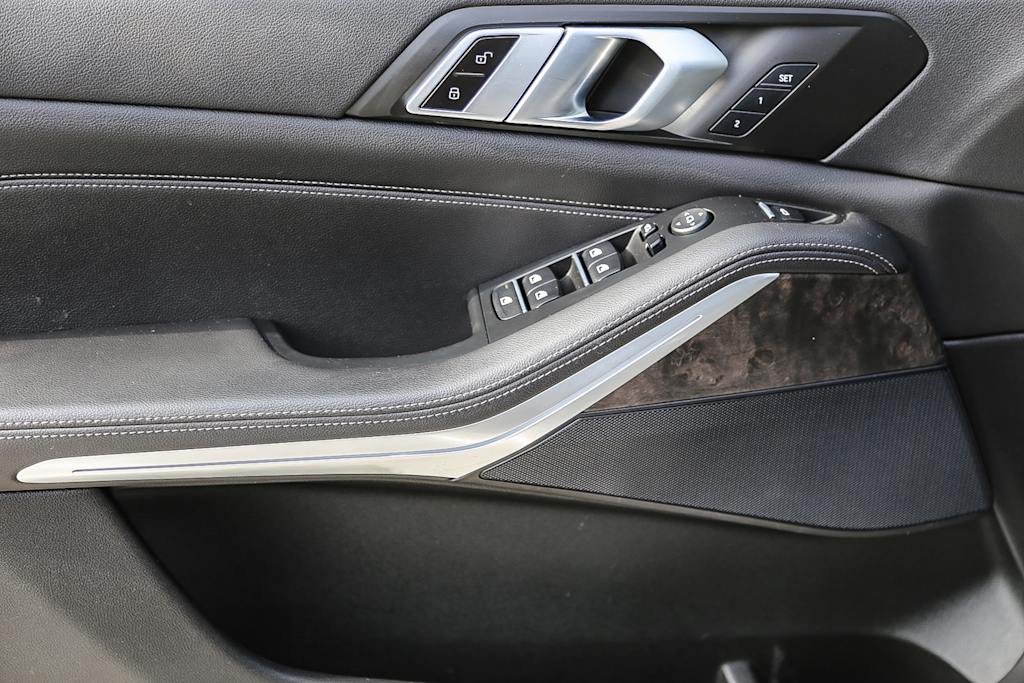 Thumbnail: 2022 BMW X5 - 21