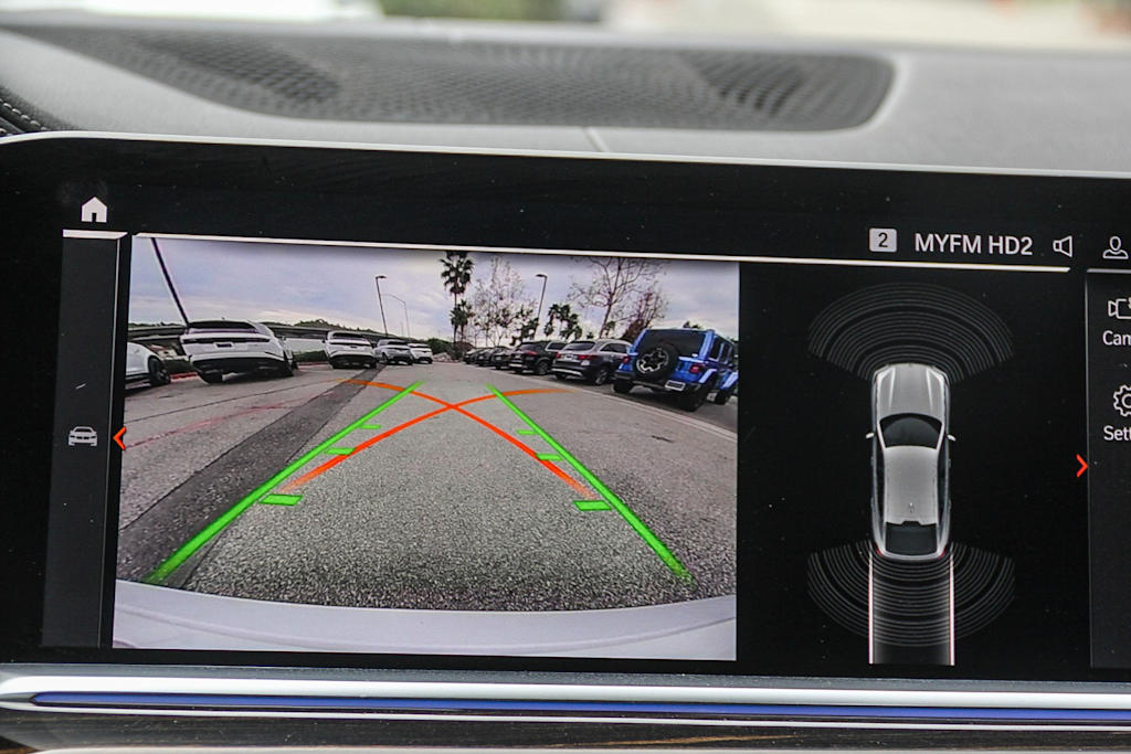 Thumbnail: 2021 BMW X6 - 27