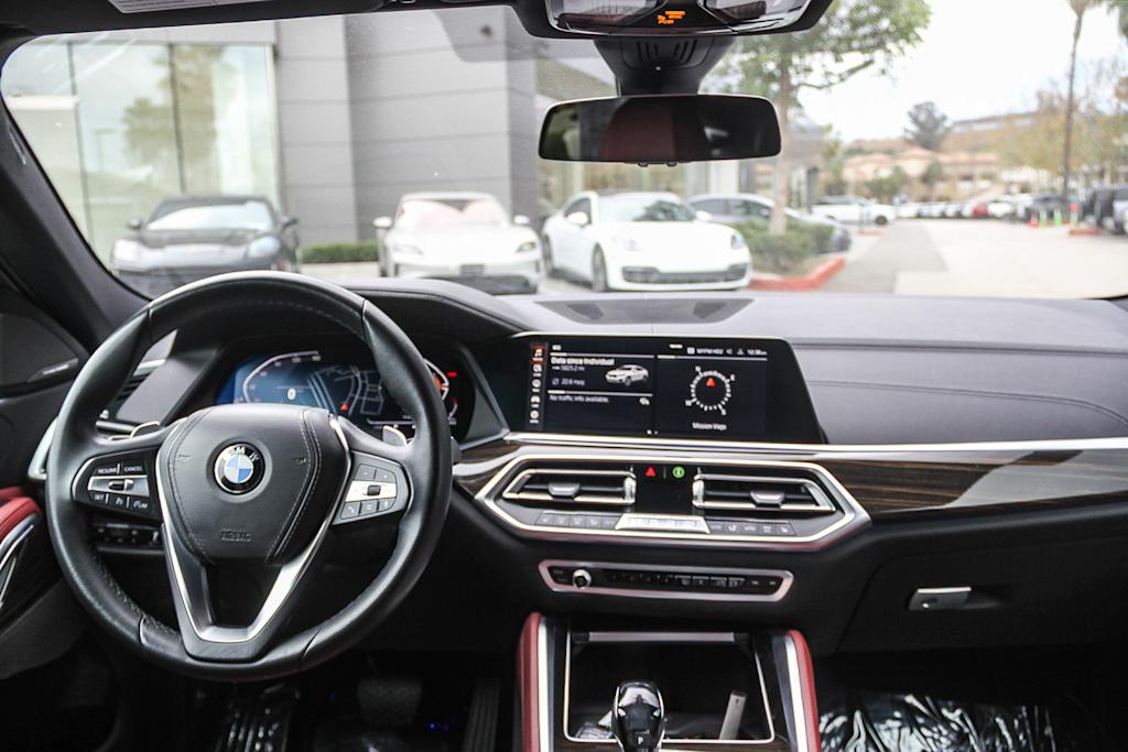 Thumbnail: 2021 BMW X6 - 2