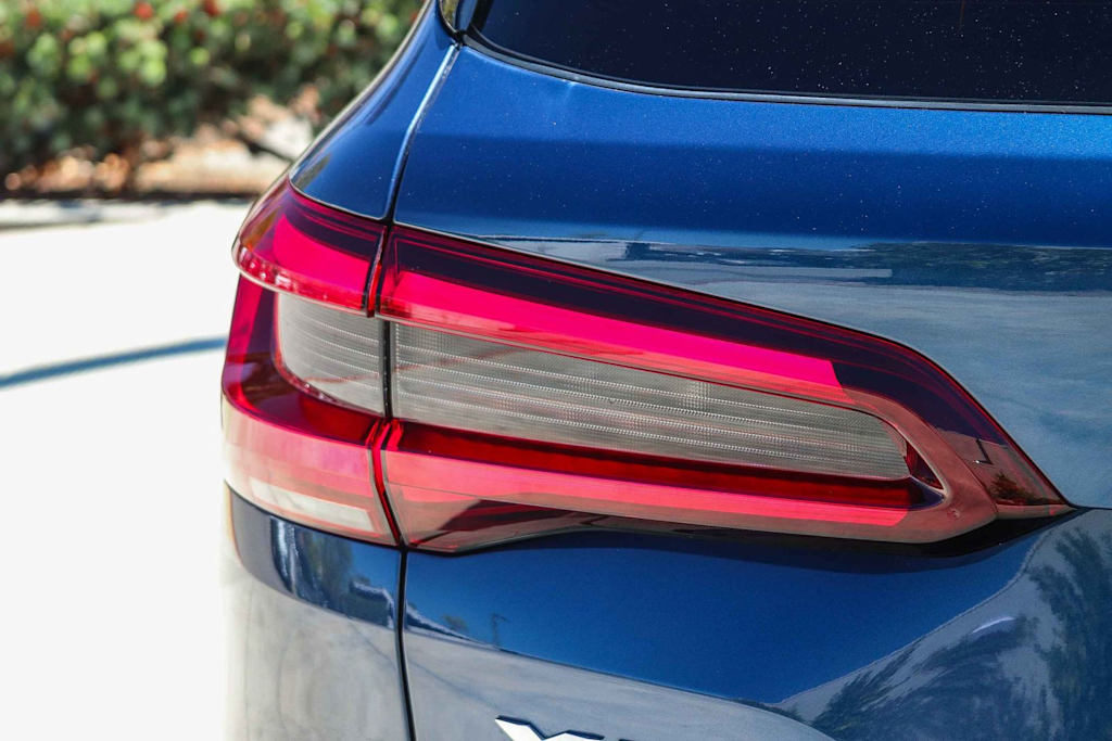 Thumbnail: 2021 BMW X5 - 18