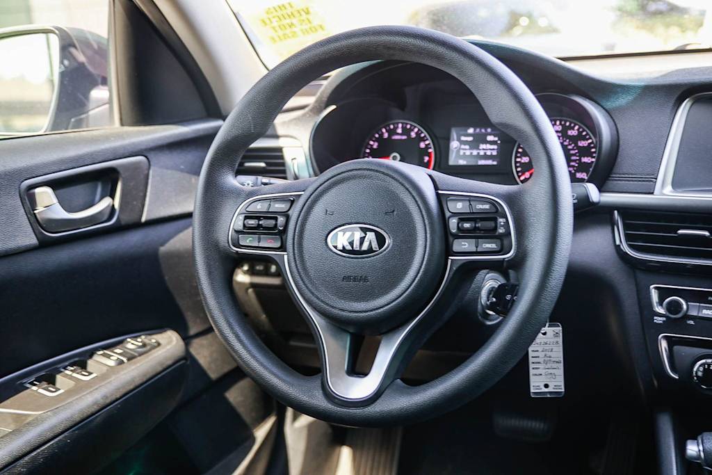 Thumbnail: 2018 Kia Optima - 8