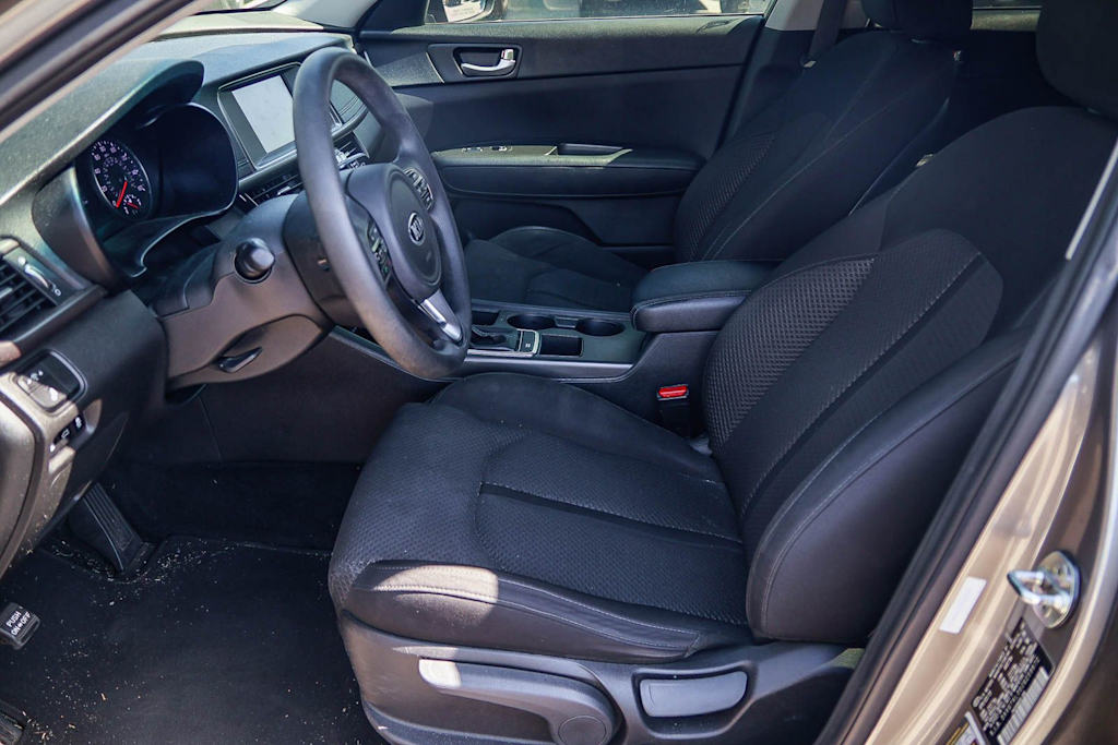 Thumbnail: 2018 Kia Optima - 10