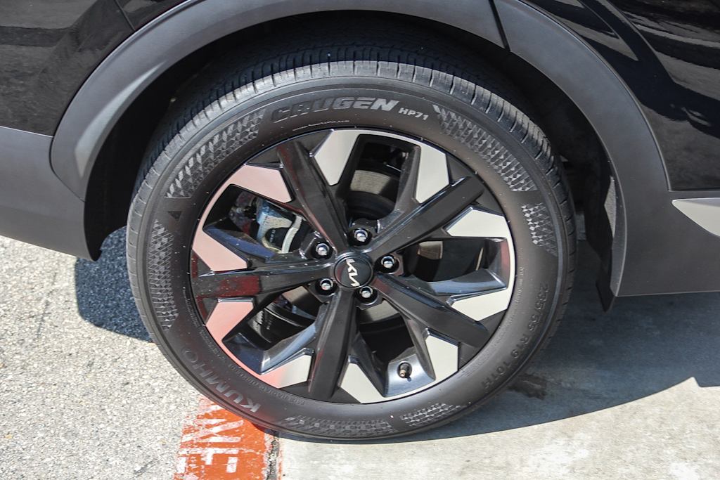 Thumbnail: 2023 Kia Sportage - 7