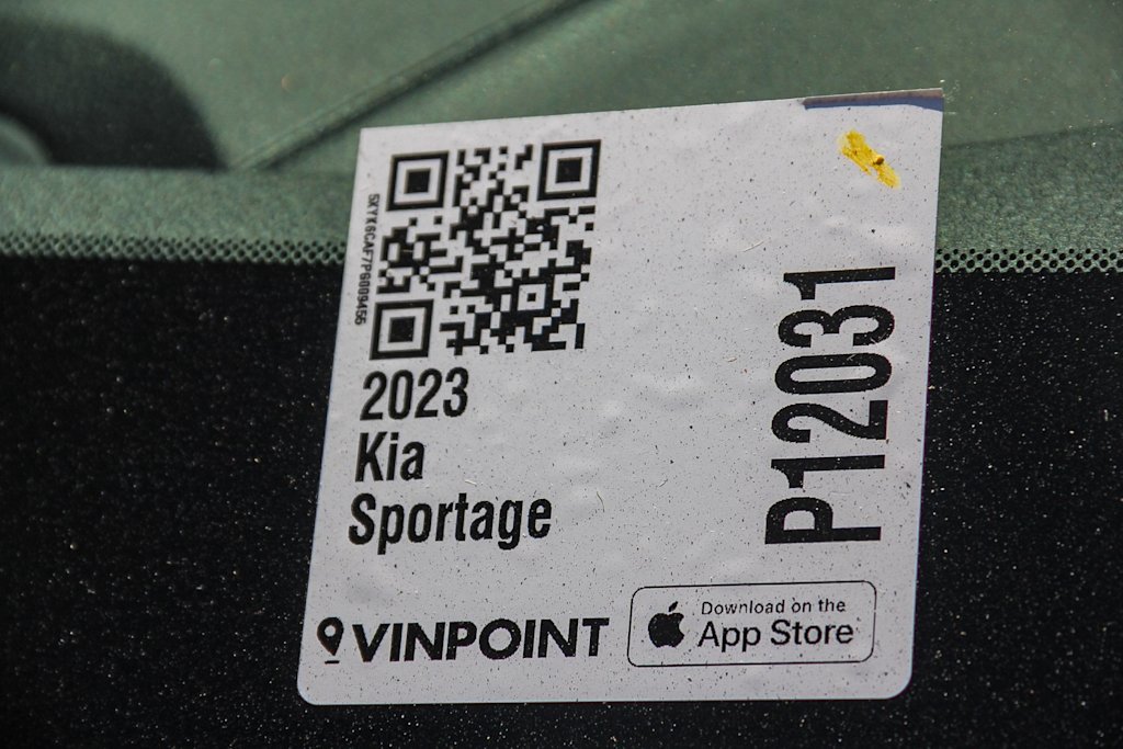 Thumbnail: 2023 Kia Sportage - 16