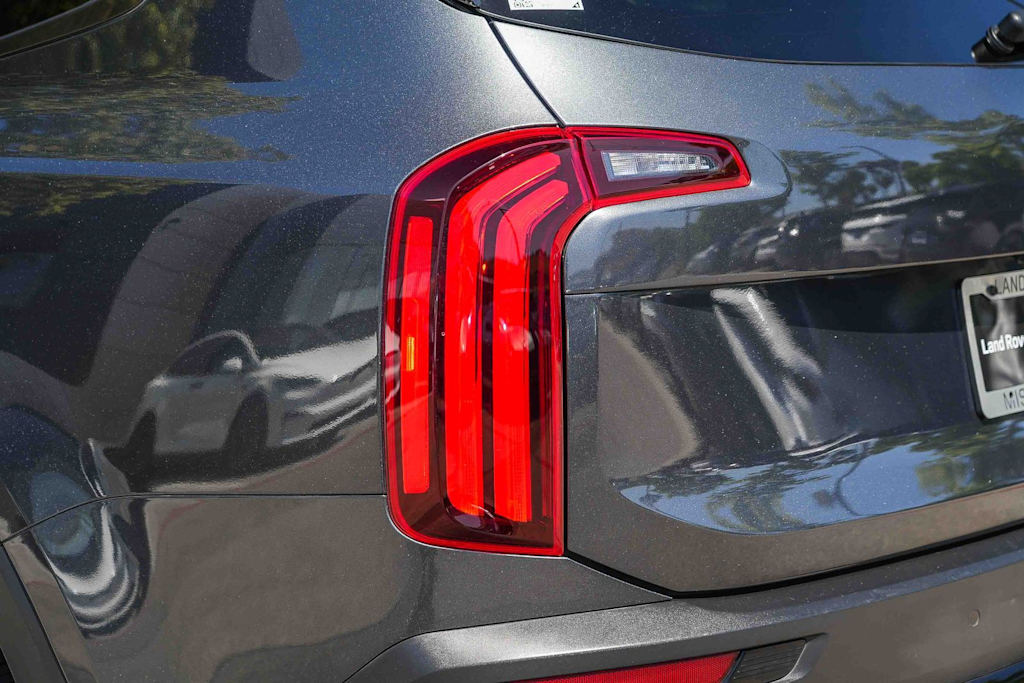 Thumbnail: 2022 Kia Telluride - 19