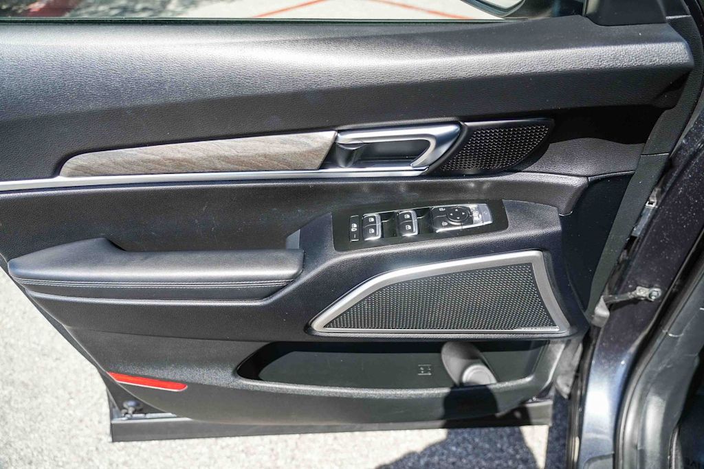 Thumbnail: 2022 Kia Telluride - 25