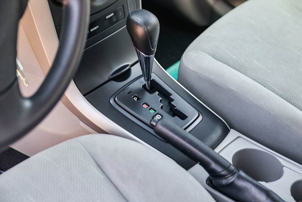 Thumbnail: 2013 Toyota Corolla - 13