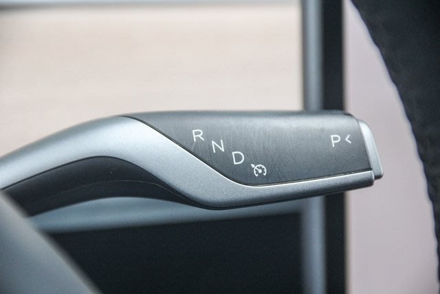 2023 Tesla Model 3 Standard Range 22