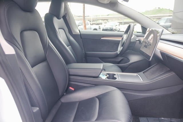 2023 Tesla Model 3 Standard Range 9