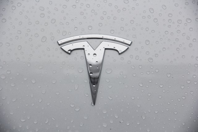 2023 Tesla Model 3 Standard Range 6