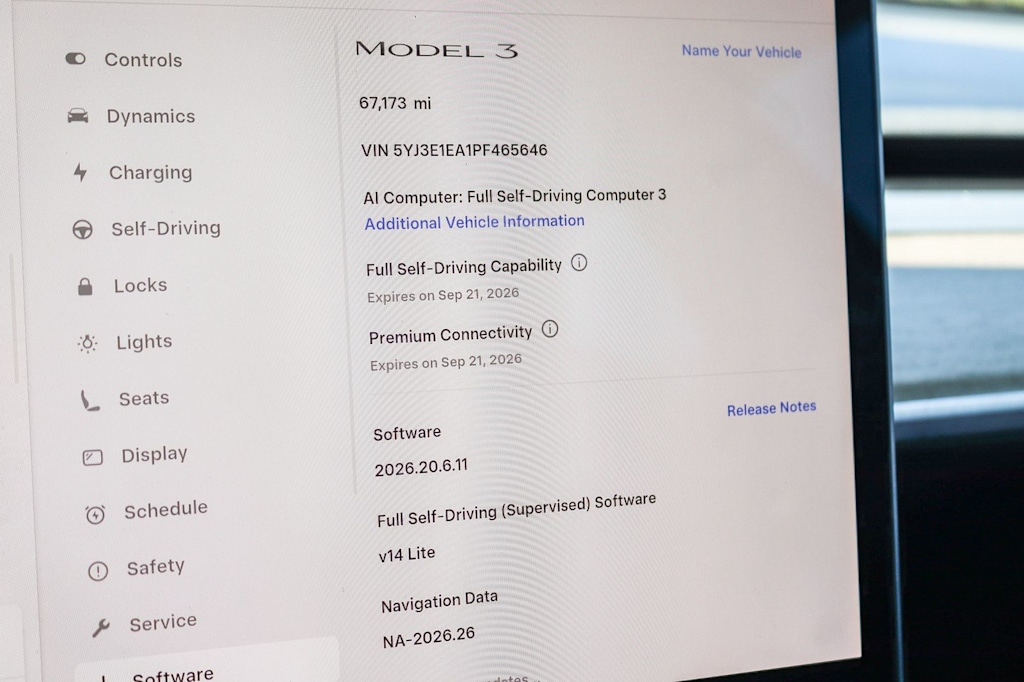 Thumbnail: 2023 Tesla Model 3 - 27