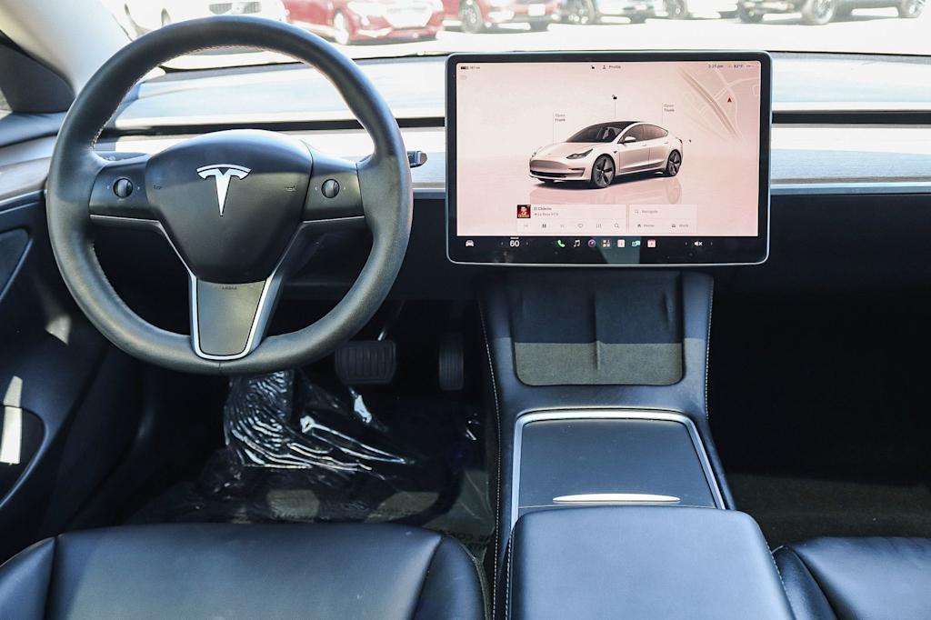 Thumbnail: 2023 Tesla Model 3 - 2