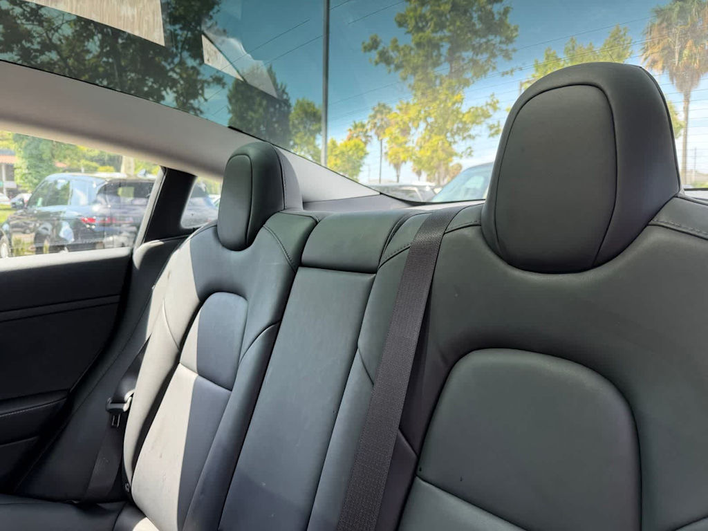 Thumbnail: 2023 Tesla Model 3 - 10