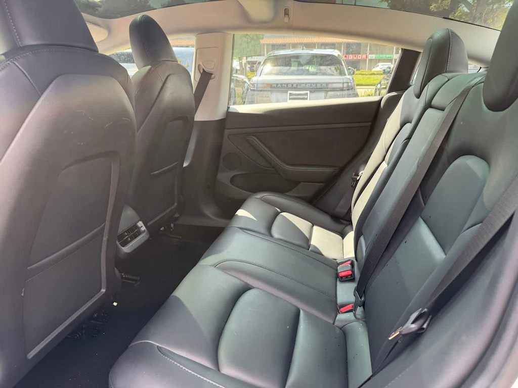 Thumbnail: 2023 Tesla Model 3 - 11