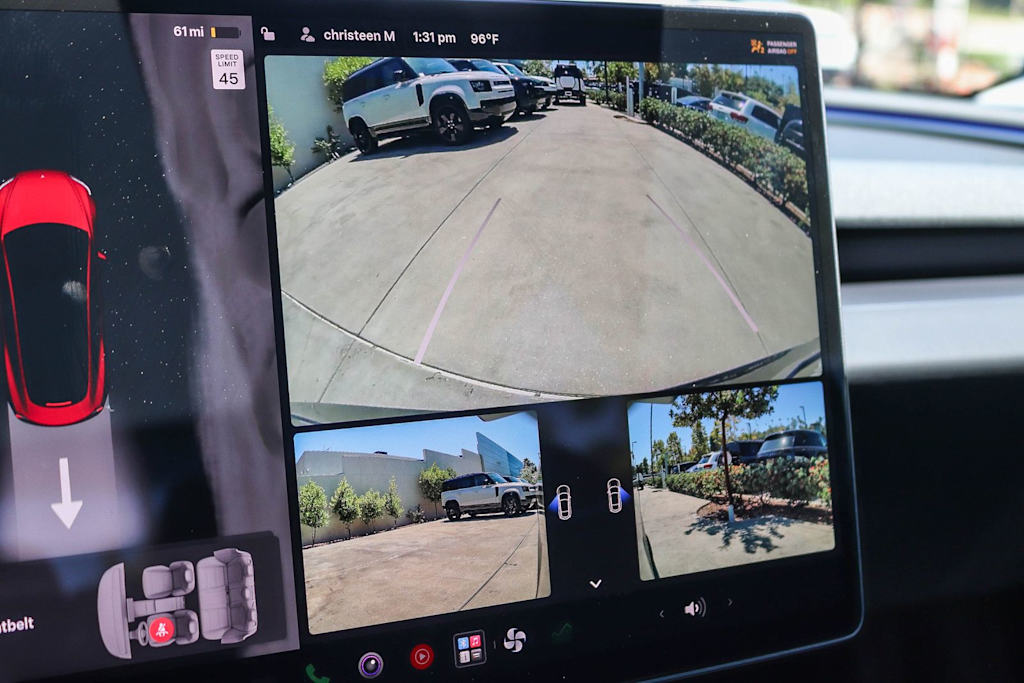 Thumbnail: 2025 Tesla Model 3 - 26