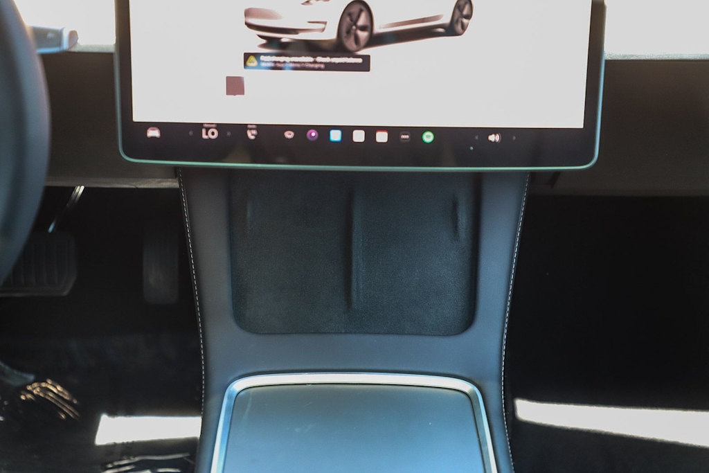 Thumbnail: 2022 Tesla Model 3 - 21