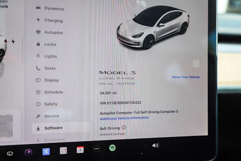 Thumbnail: 2022 Tesla Model 3 - 14