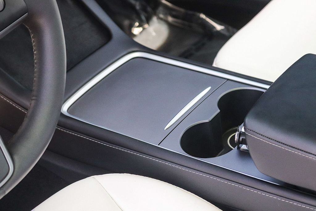 Thumbnail: 2023 Tesla Model 3 - 21