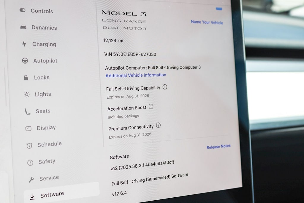 Thumbnail: 2023 Tesla Model 3 - 25