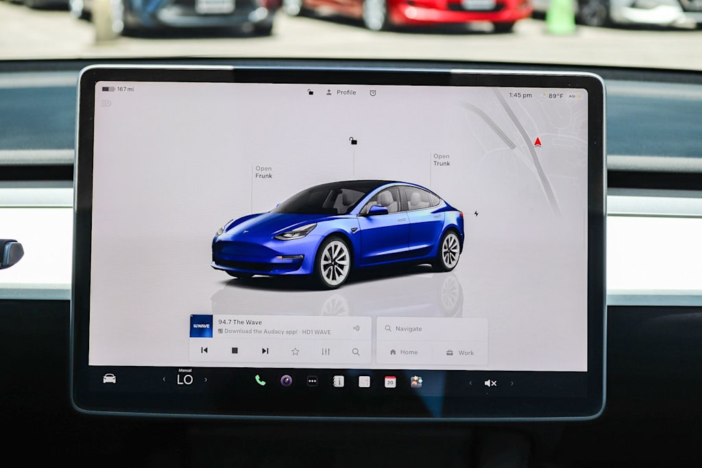 Thumbnail: 2023 Tesla Model 3 - 12