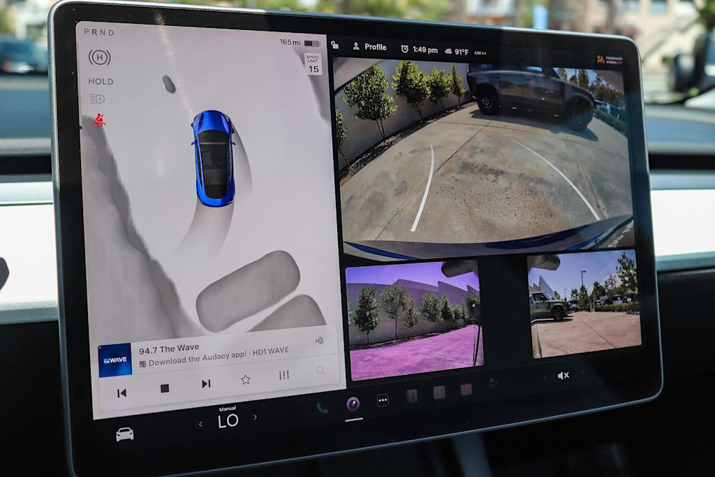 Thumbnail: 2023 Tesla Model 3 - 26