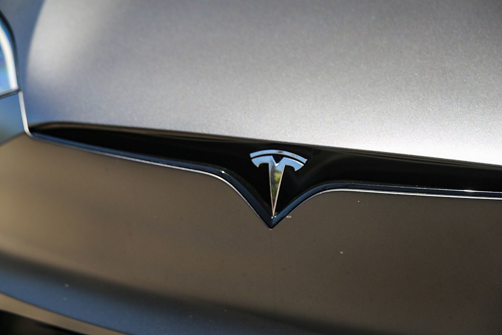 Thumbnail: 2023 Tesla Model S - 6