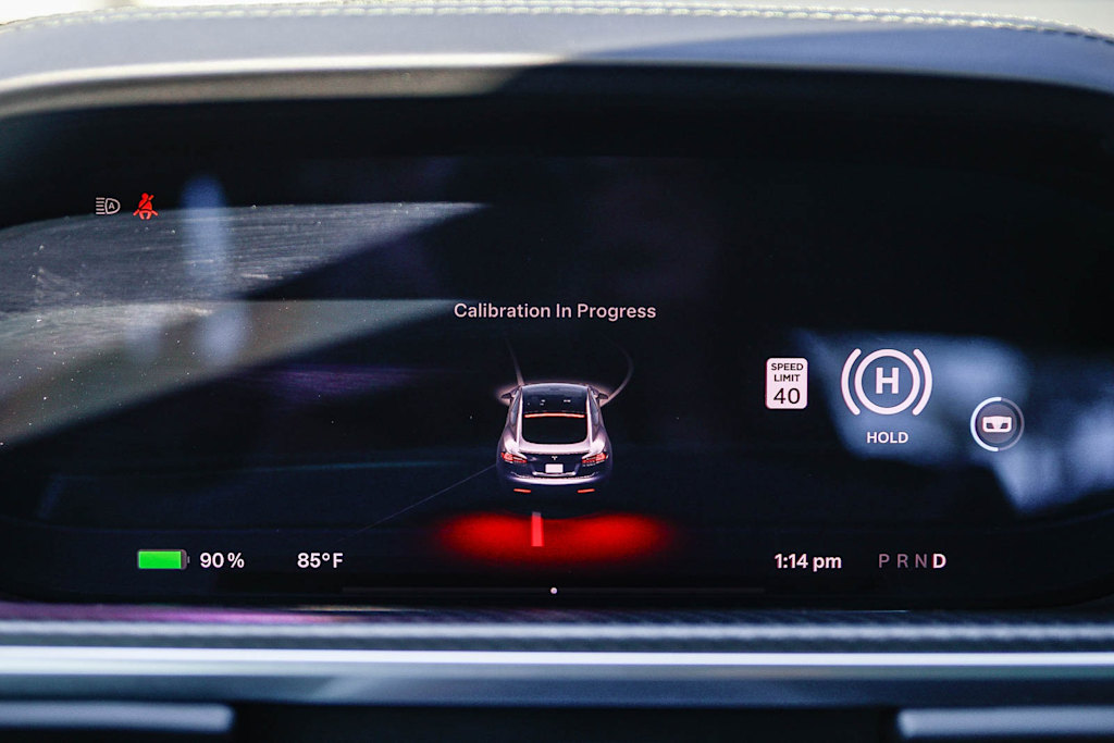 Thumbnail: 2022 Tesla Model S - 11