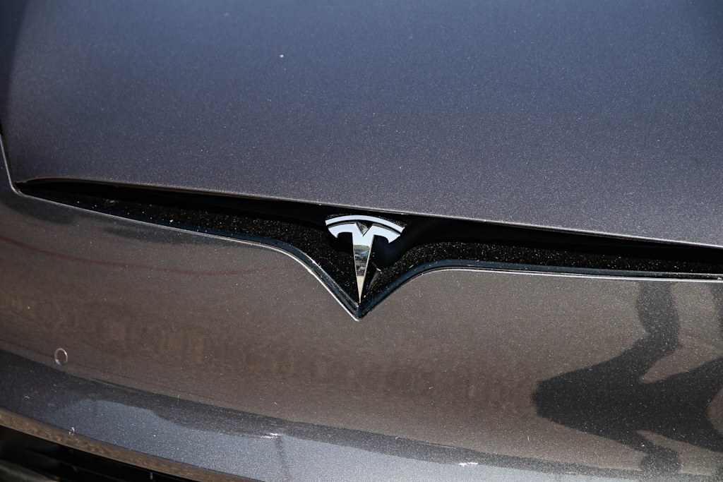 Thumbnail: 2022 Tesla Model S - 5